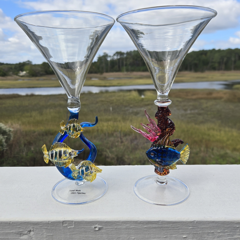 2 Yurana Handcrafted Glass Tropical Fish Coral Beachy Stem Martini Glasses